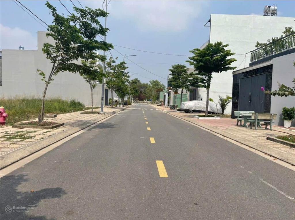 Kdc dân sinh hiện hữu sẵn vừa ở vừa đầu tư dt 100m2 giá ra nhanh 1.2tỷ sổ sẵn cách tp.thủ đức 20p
