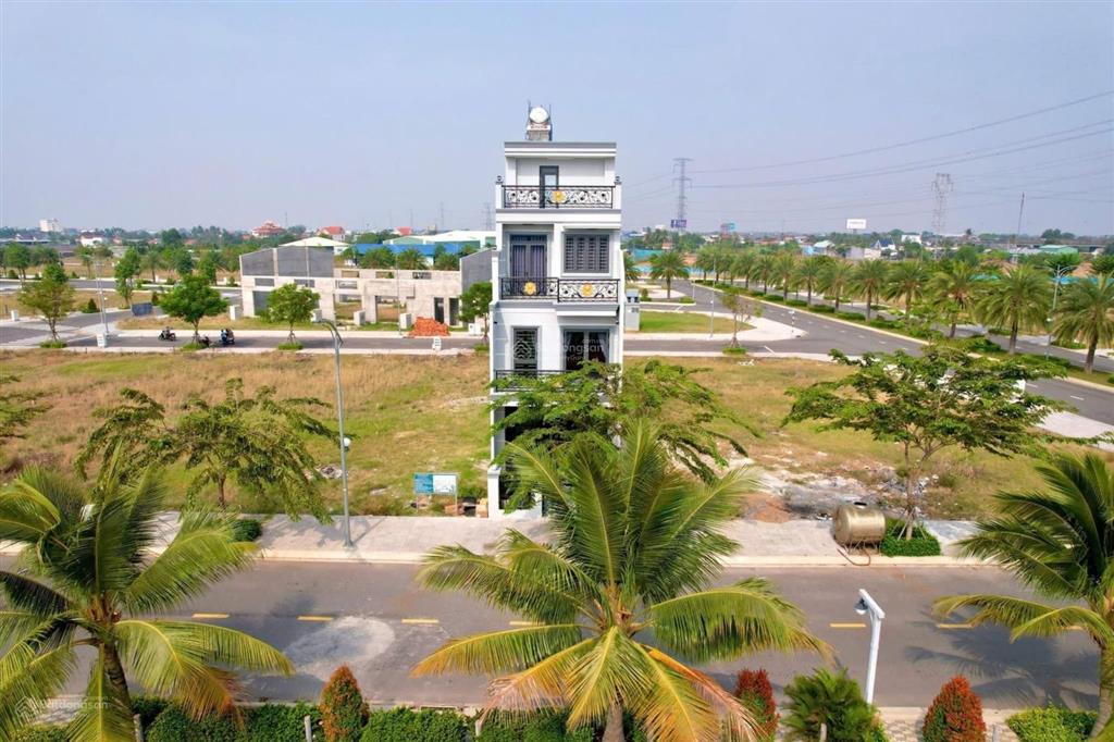 Bán nhanh lô bán nhanh lô 115m2 full thổ cư giá ra nhanh 1,3tỷ sổ sẵn ngay khu đô thị sb long thành