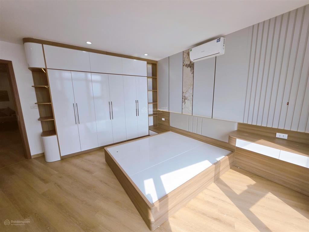 Tôi chính chủ cần bán căn hộ 3 phòng ngủ 110m2 tòa ct5b mễ trì thượng, full đồ cao cấp, sổ lâu dài