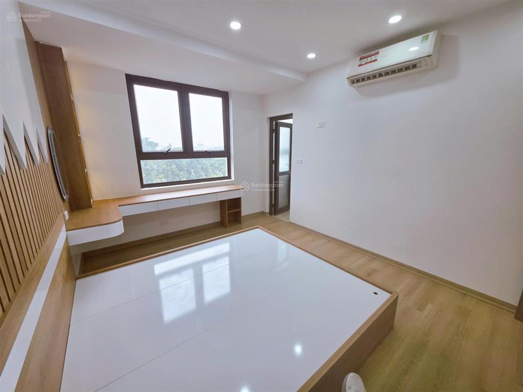 Chính chủ gửi bán căn 2 phòng ngủ 65m2 tòa ct2 kđt tây mỗ, full đồ sẵn sổ đỏ lâu dài