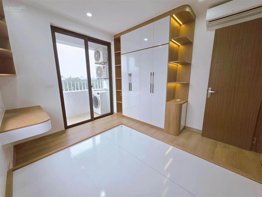 Chính chủ gửi bán căn 2 phòng ngủ 65m2 tòa ct2 kđt tây mỗ, full đồ sẵn sổ đỏ lâu dài