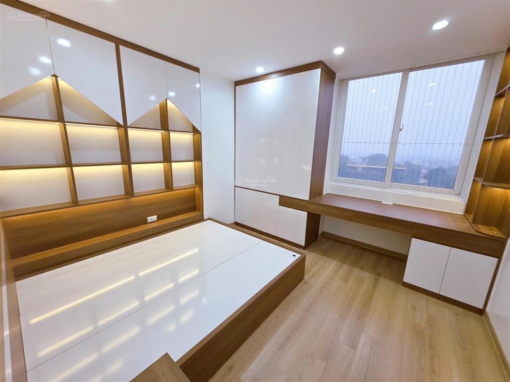 Cần bán căn góc 90m 3 ngủ tòa xp homes star tân tây đô, tầng trung, nội thất đầy đủ chỉ việc về ở