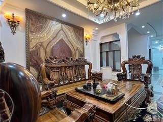 Bán nhà chính chủ lâu năm có thang máy full nội thất gỗ quý  ngay siêu thị emart phan văn trị