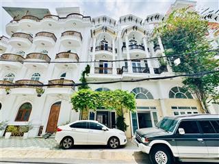 Bán nhà khu vip 2 mt trước sau vị trí kd xe tải thông đường trước nhà 10m  có vỉa hè rộng rãi