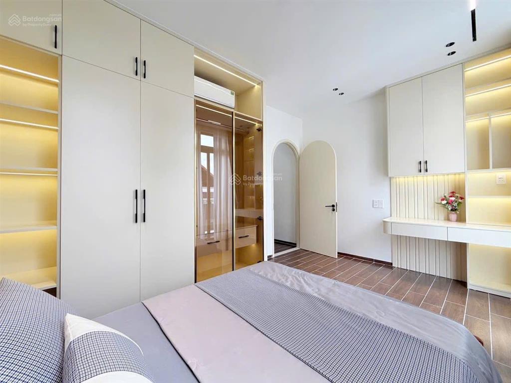 Bán căn hxh thông 5 m gần mt lê văn thọ  thang máy thiết kế hiện đại