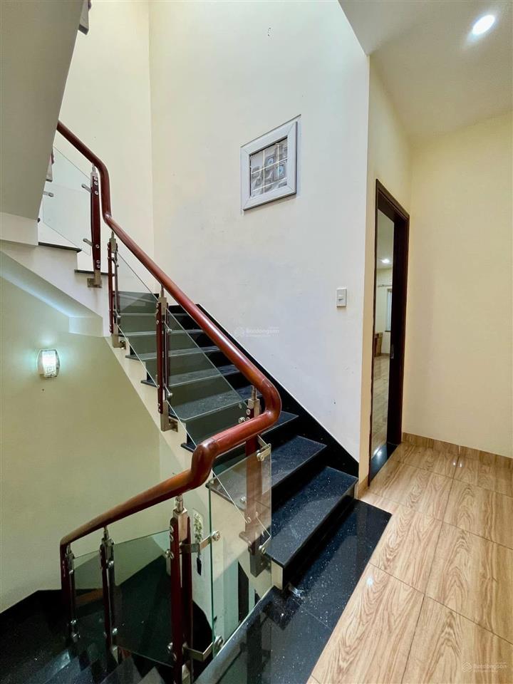 Cho thuê nhà mt đường số vi trí kd nhiều nghành nghề gần mt lê văn thọ