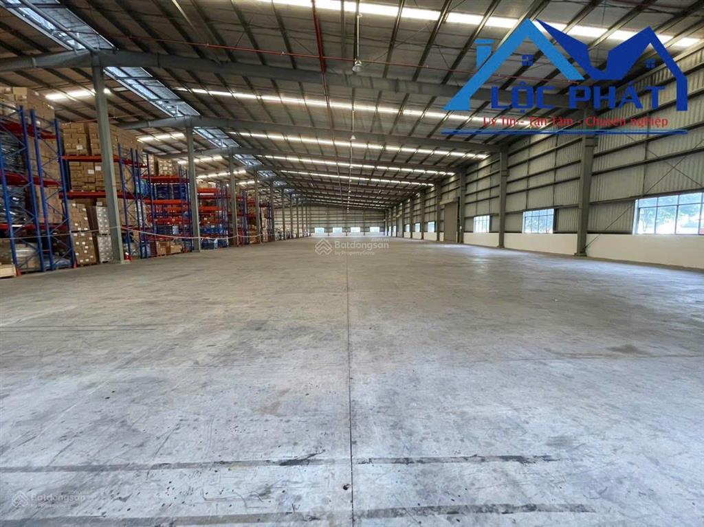 Cho thuê nhà xưởng 2.400m2 giá chỉ 281 triệu/tháng kcn nhơn trạch, đồng nai