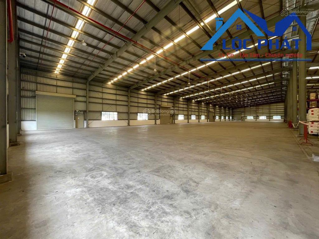 Cho thuê nhà xưởng 2.400m2 giá chỉ 281 triệu/tháng kcn nhơn trạch, đồng nai