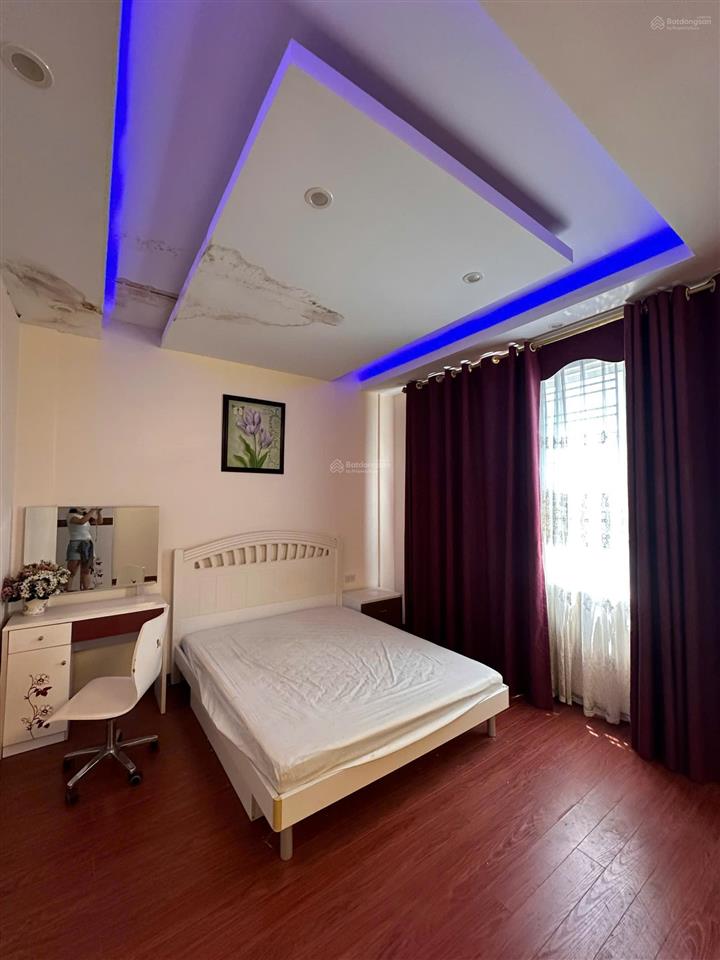 Liền kề mặt phố trung tâm dân cư tri thức cao cách biển 500m gần trường chợ đi lại thuận tiện