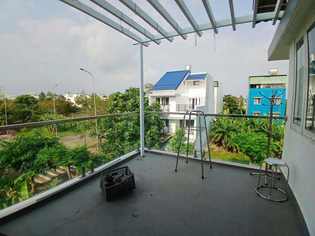 bán nhanh nhà 4 tầng KDC vạn hưng phú nhà bè giá 10 tỷ