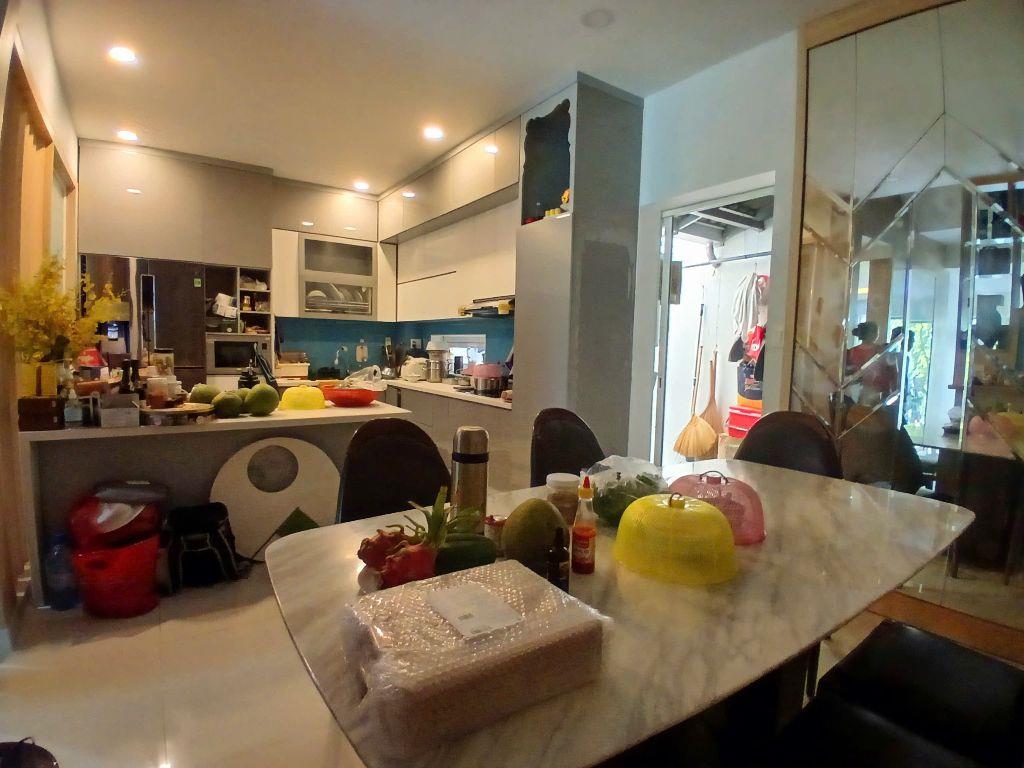 bán nhanh nhà 4 tầng KDC vạn hưng phú nhà bè giá 10 tỷ