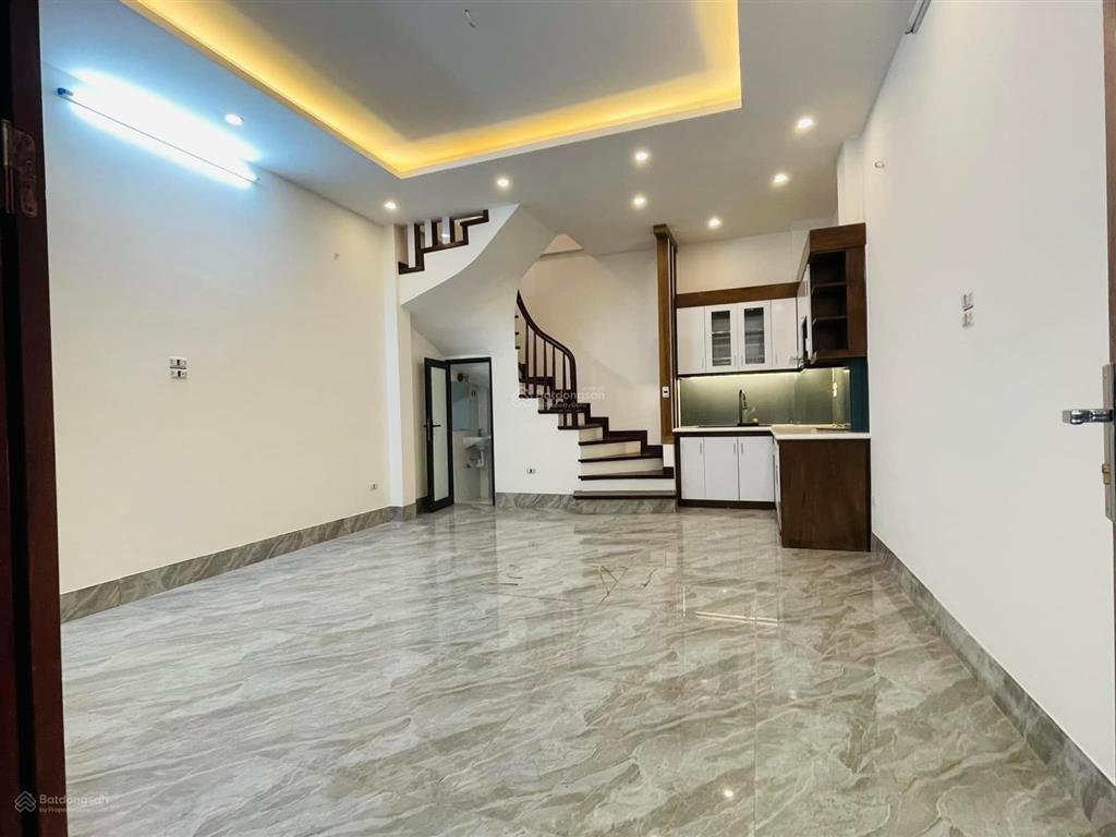 Hót ! siêu phẩm bắc từ liêm nhà mới tinh 5 tầng  lô góc oto vào nhà liên mạc  đại cát hơn 5 tỷ