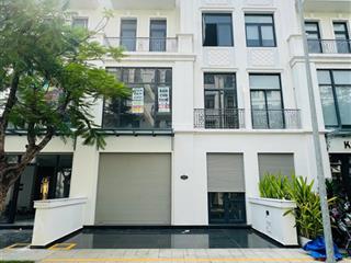 Bán nhanh nhà phố hoàn thiện cao cấp khu manhattan vị trí đẹp giá 24.3 tỷ bao hết  0938 703 ***