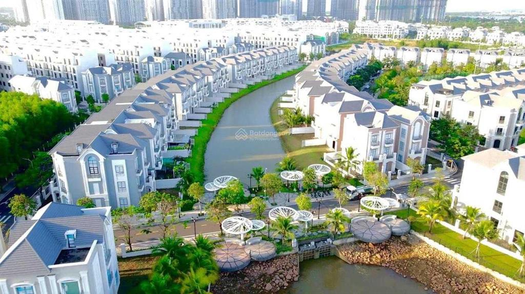 Bán nhanh biệt thự song lập 200m2 khu an ninh khép kín bảo vệ 24/7 2x ty  0938 703 ***