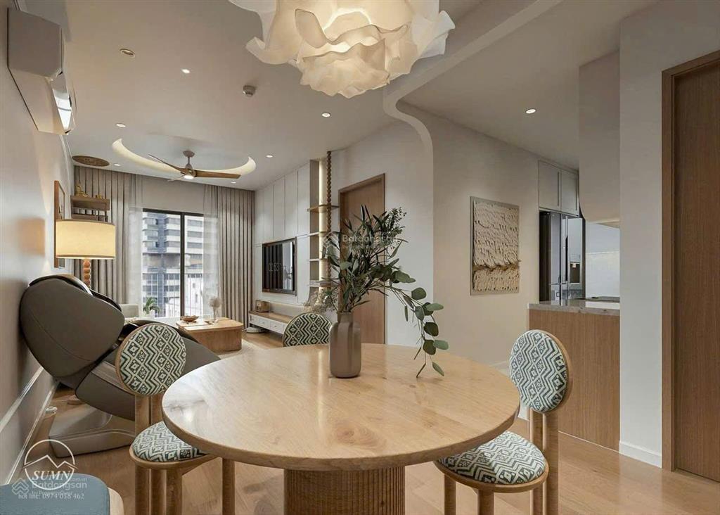 Vợ chồng tôi chuyển công tác cần bán căn hộ hướng đông nam 2pn2wc rivera park, 71m2, giá 6.5 tỷ