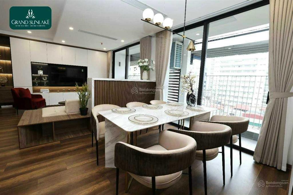 Bán căn hộ nhà vuông tòa 17t7 trung hòa nhân chính dt 83m2, 3n 2wc giá 7.5 tỷ,  0965 066 ***