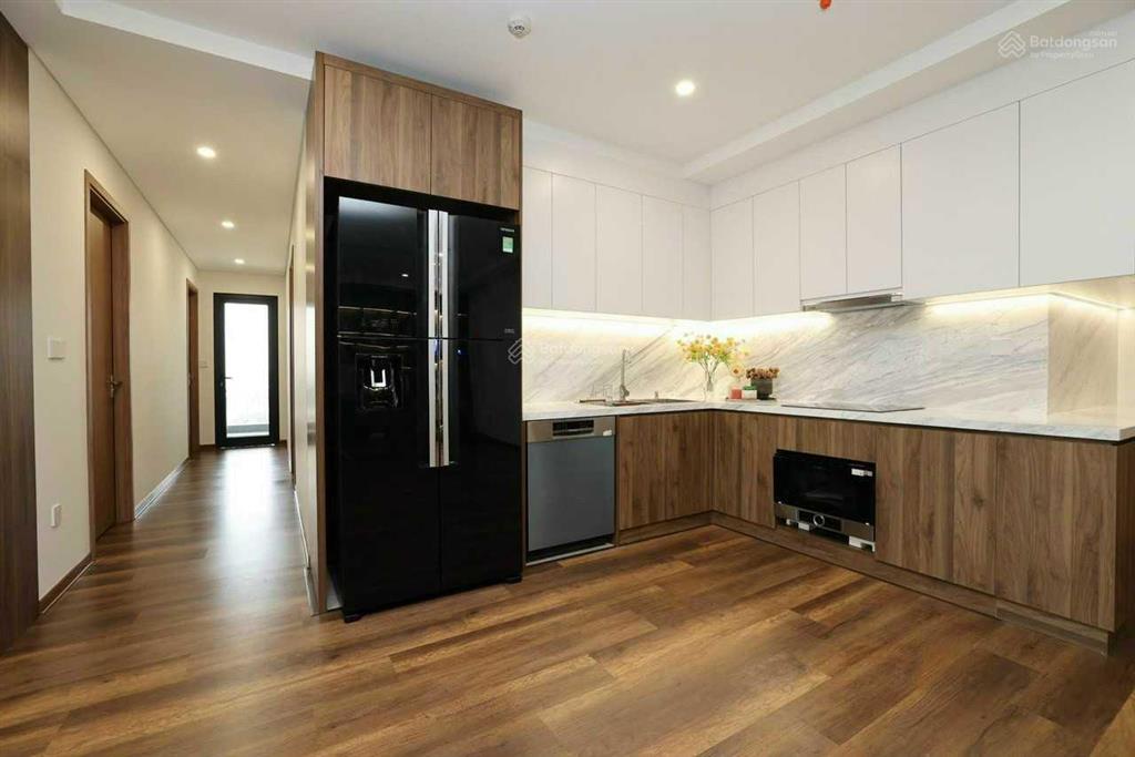 Bán căn hộ nhà vuông tòa 17t7 trung hòa nhân chính dt 83m2, 3n 2wc giá 7.5 tỷ,  0965 066 ***