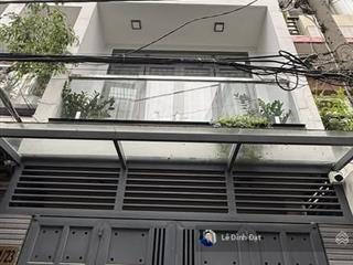 Ngay ngã tư trần quang diệu  lê văn sỹ  65m2*5 tầng, hẻm 4m, chỉ 10.5 tỷ.
