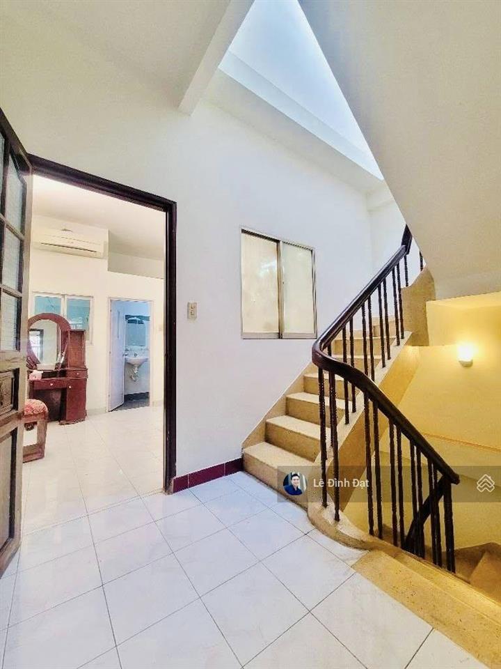 Trường sa  quận 3, cư dân đồng bộ, xe hơi ngủ nhà, 4 lầu đẹp, an sinh tuyệt đỉnh.