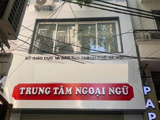 Cho thuê nhà trung kính, dt 50m2, 5 tầng, mt 5,4m, thông sàn, thang máy, 40tr/tháng