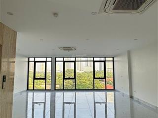 Cho thuê nhà nguyễn khả trạc, dt 70m2, 7 tầng, 1 hầm, mt 7,6m, thông sàn, thang máy, 80tr/tháng
