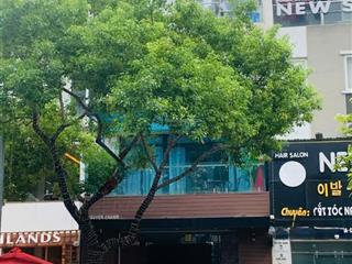 Cho thuê liền kề nguyễn chánh, dt 120m, 4 tầng, mt 6m, thông sàn, thang máy, 90tr/tháng