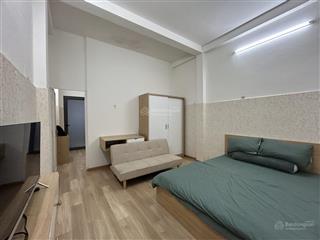 Căn hộ tách bếp full tiện nghi 33m2  khu an ninh cao  cam kết như ảnh  gần công viên tao đàn q3