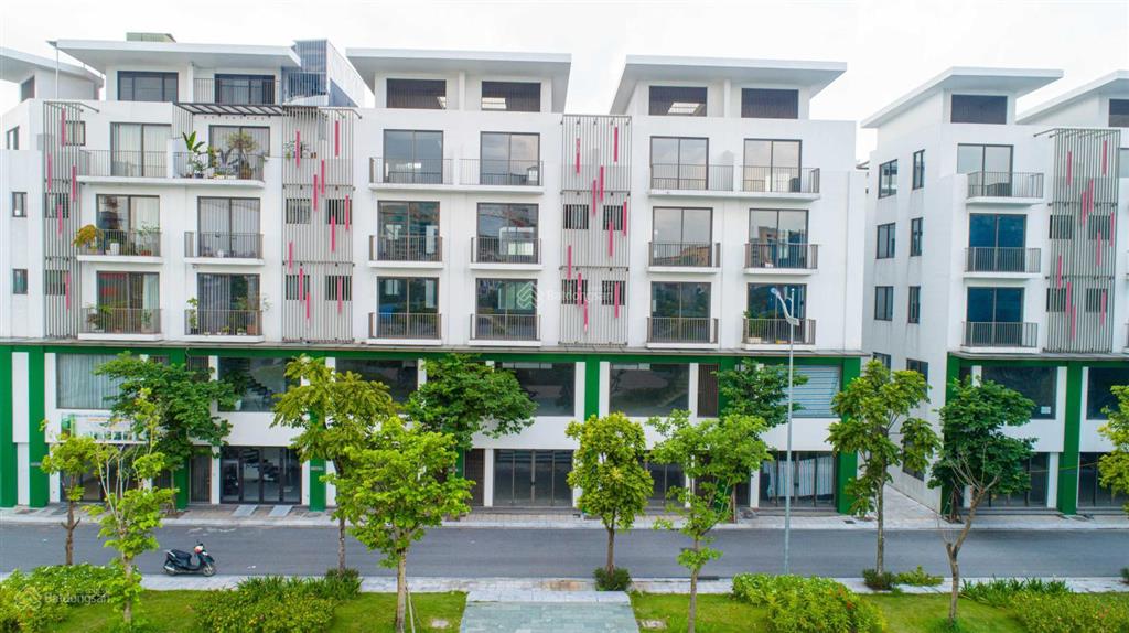 Cho thuê nhà phố liền kề khai sơn city đã hoàn thiện để ở và thô  0981 691 ***
