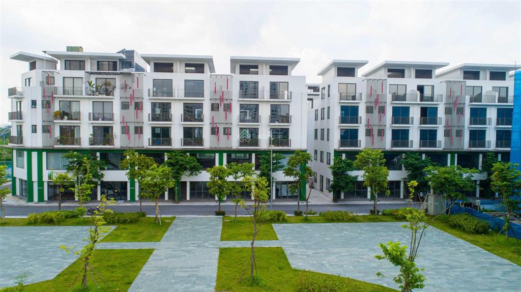 Cho thuê nhà phố liền kề khai sơn city đã hoàn thiện để ở và thô  0981 691 ***