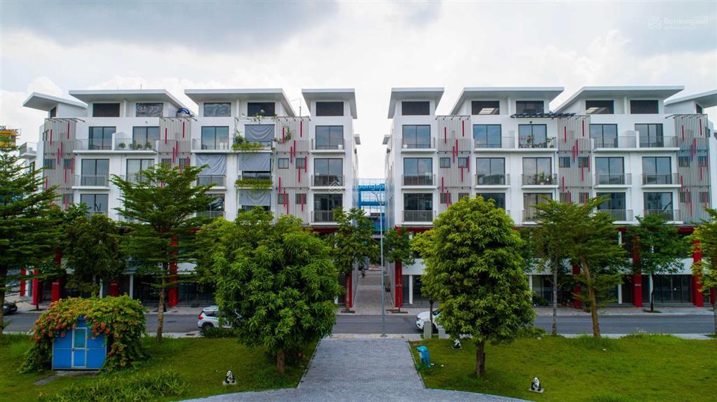 Cho thuê lâu dài căn nhà phố khai sơn city nhà 5 tầng 1 tum dt 76m 90m2 130 m2  ngay xem nhà