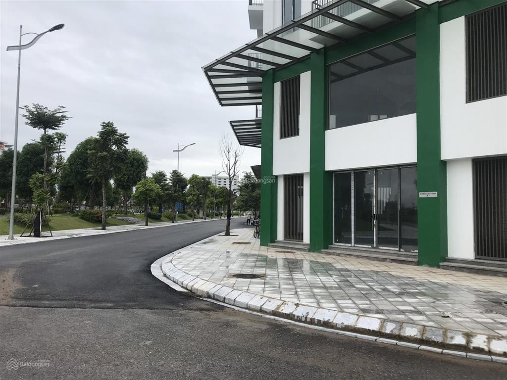 Cần bán căn góc sẻ khe 76 m2 vị trí đẹp gần chung cư tiện kinh doanh và ở  ngay 0981 691 ***