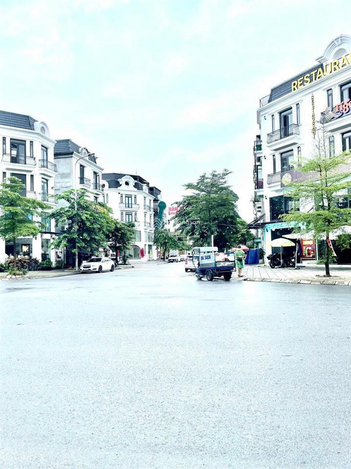 Bán nhà mặt phố hoàng như tiếp  mt khủng 14m  dt 216m2 vị trí đẹp lô góc 2 mặt phố  0981 691 ***