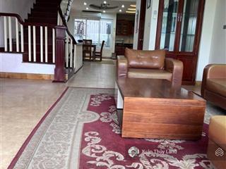 Cho thuê nhà 4 tầng phố ngọc thụy, long biên, ô tô tránh, kinh doanh, 20 triệu/th