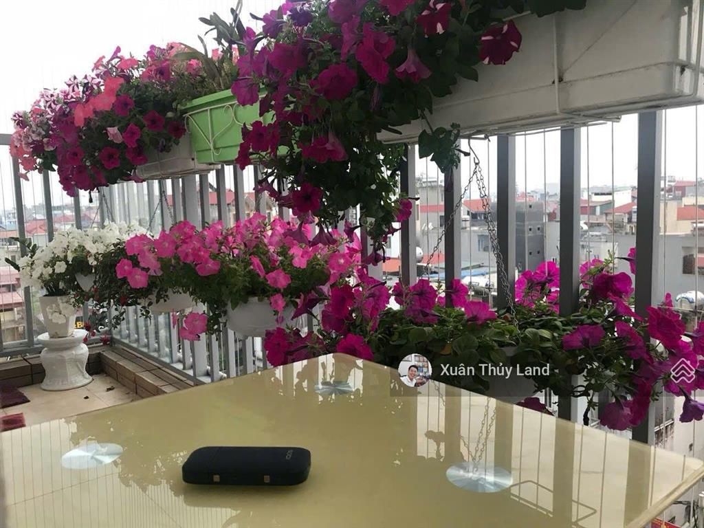 Chính chủ gửi bán căn chung cư no3 beriver  ngõ 390 nvc  87m 3pn giá 7.66 tỷ