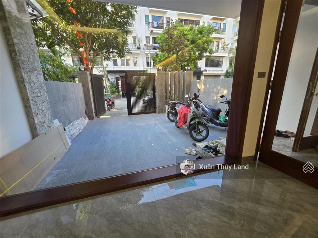 Cho thuê mặt bằng văn phòng lâm hạ  bồ đề  long biên