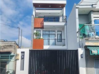 Bán nhà ngon tại bình chuẩn 3 tầng, 70m2, 3pn, chỉ 2,45 tỷ vnd tl