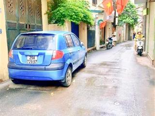 Bán gấp nhà cầu giấy ngõ ô tô vf3 đỗ cửa,lô góc 3 mặt thoáng, kinh doanh nhỏ, nhà mới ở luôn fun đồ