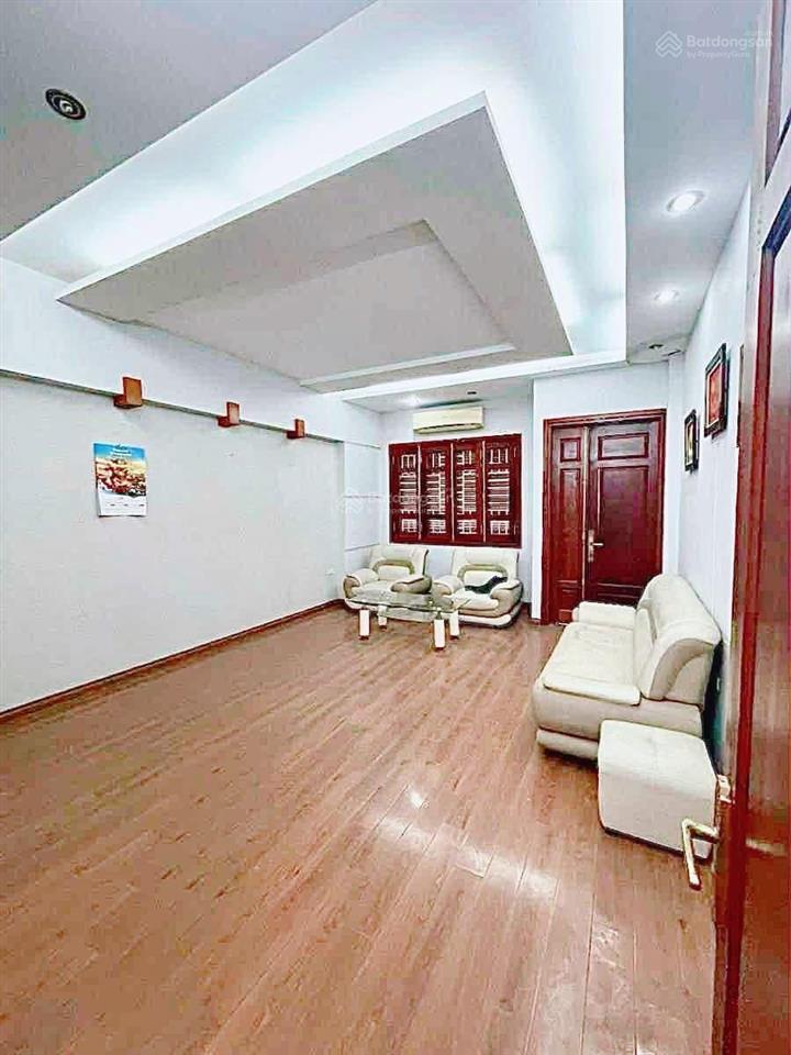 Nhà ngõ thông ô tô tránh hoàng sâm800a, 2 mặt thoáng, kinh doanh, gần phố, phân lô cán bộ. ở sướng