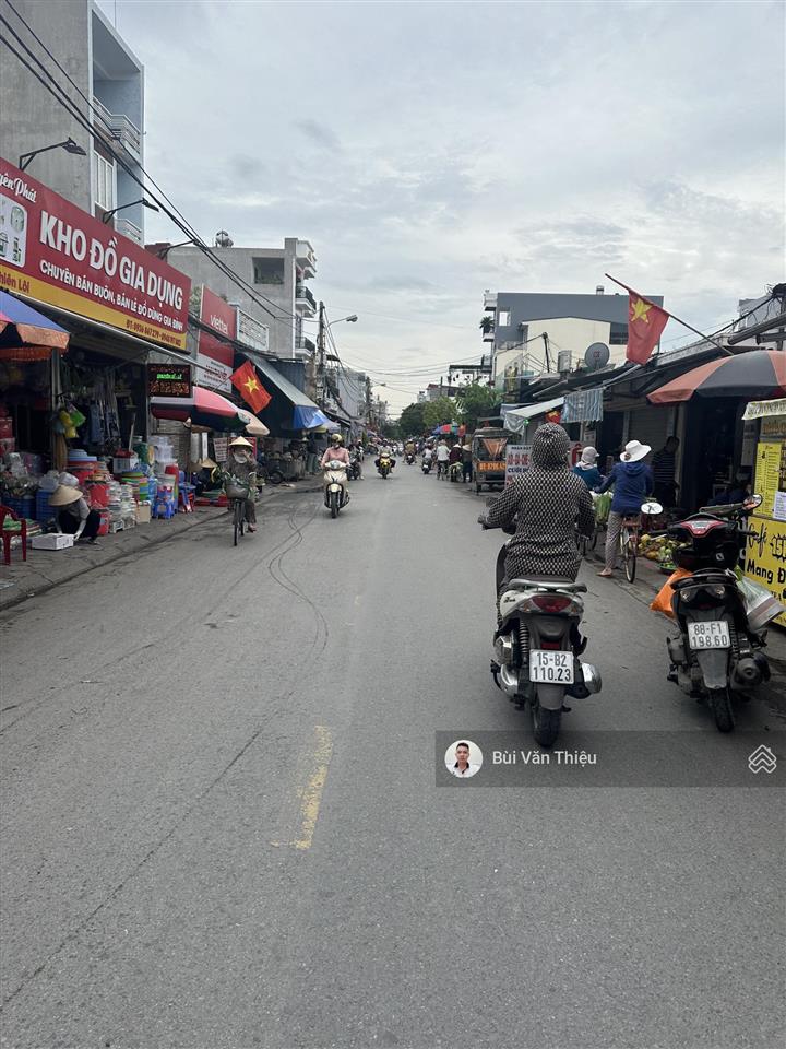 Bán đất tặng nhà mặt đường thiên lôi phía aeon mall  100m2 kinh doanh cực tốt