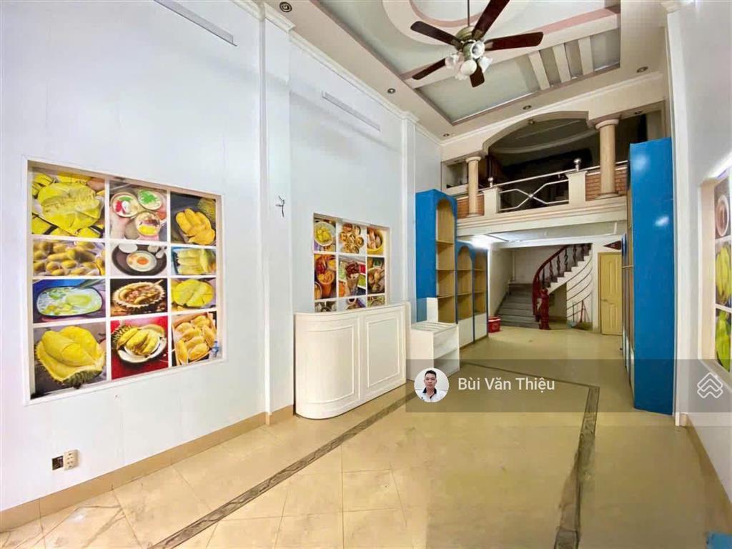 Bán nhà mặt phố hai bà trưng vị trí đẹp kinh doanh sầm uất, vỉa hè rộng