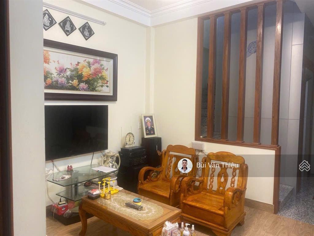 Bán nhà mặt đường chùa hàng  5 tầng thang máy siêu đẹp