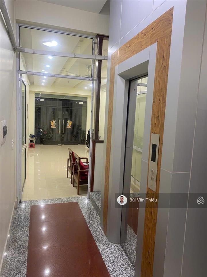 Bán nhà mặt đường chùa hàng  5 tầng thang máy siêu đẹp