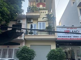 Bán nhà mặt đường trại lẻ, 11,5 tỷ, 81m2, chính chủ  vỉa hè 6m kinh doanh tốt