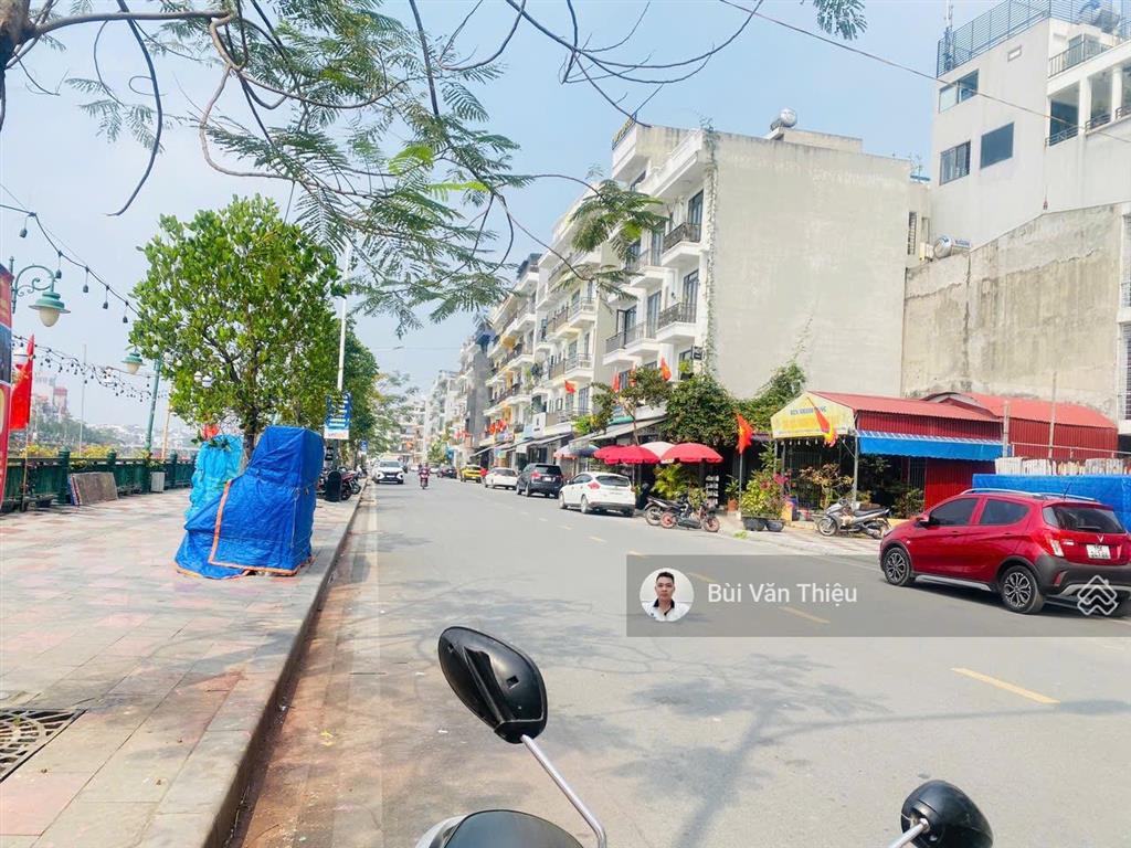 Mặt đường thế lữ  65m2  mt 4,0m  vuông đét  giá chỉ 182 tr/m2