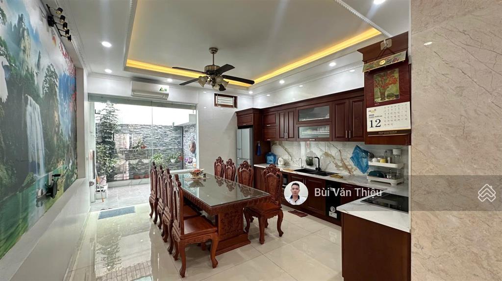 Bán nhà 4 tầng độc lập mặt đường hoàng ngọc phách  quán nam