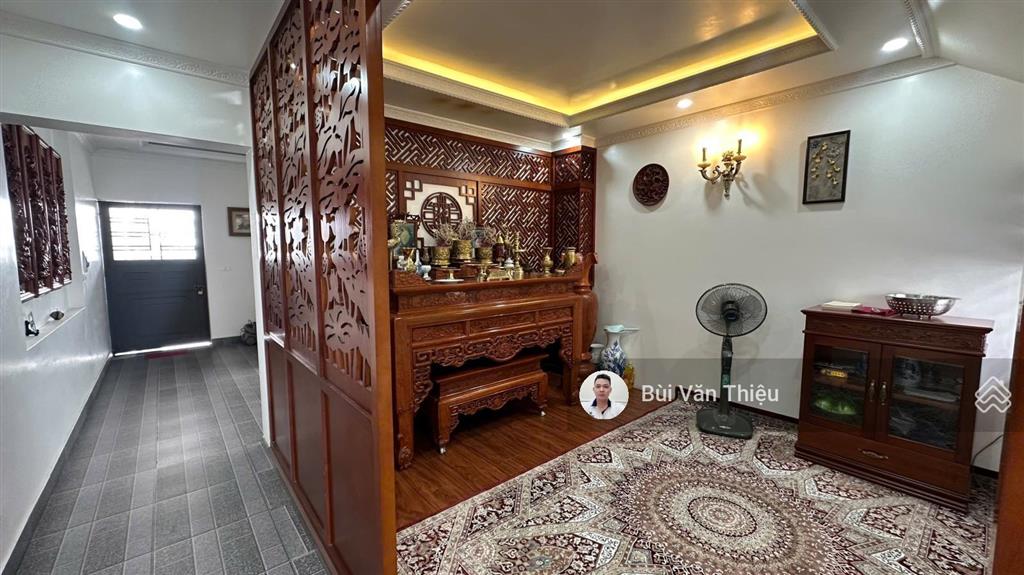 Bán nhà 4 tầng độc lập mặt đường hoàng ngọc phách  quán nam