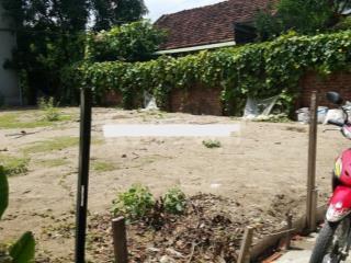 Đất ở làm nhà vườn vin, qua cầu là phố cổ.