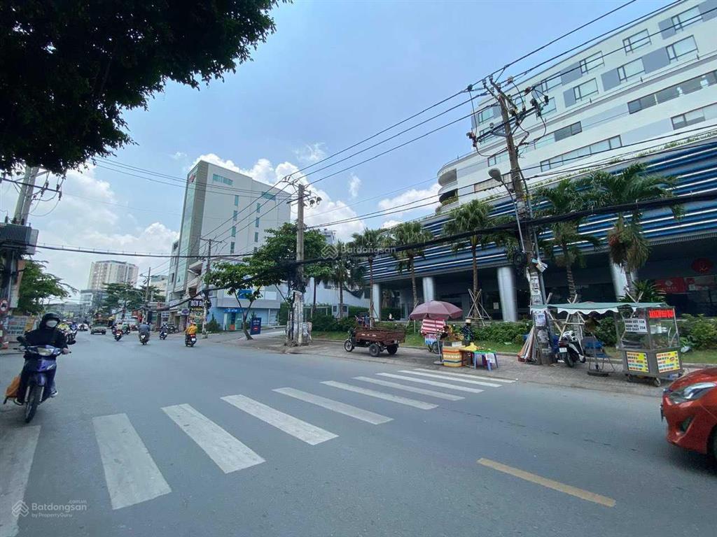 26 tỷ  hẻm ôtô  8x25m cn 243m2 (khu trường đại học) cpxd 7 tầng