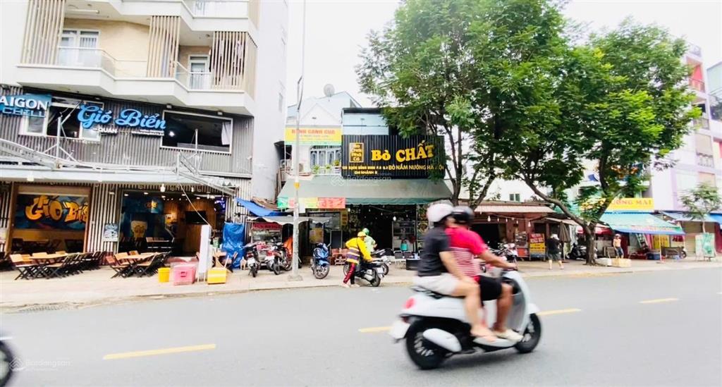 30 tỷ / 157 triệu /m2 mặt tiền rạch bùng binh q. 3 6.5x30m / 191m2 cấp 4 (tiện xây mới)