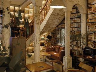 60 tỷ  hxh nguyễn văn trỗi  ngang 15m  dài 25m / công nhận  354m2  4 tầng / hđt  6.000$tháng